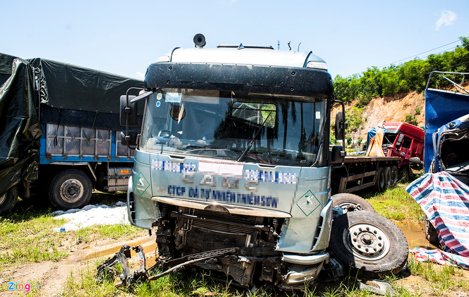 Nghĩa địa xe gặp nạn ở dốc Cun